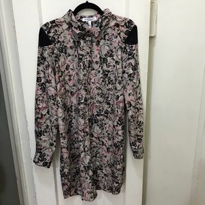 BCBG Generation long sleeve shift dress